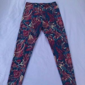 LuLaRoe leggings, blue, white and pink colors, floral and feather pattern